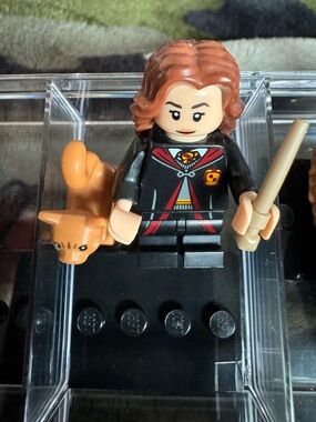 Hermione Granger 71022 LEGO Harry Potter Minifigure Series 1 Crookshanks Cat